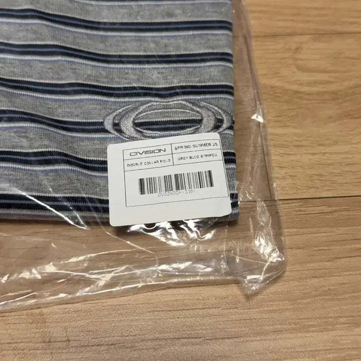 [BUNJANG] Civision Double Collar Polo Grey Blue Striped / [OS] civision 더블 카라 폴로 그레이 블루 스트라이프