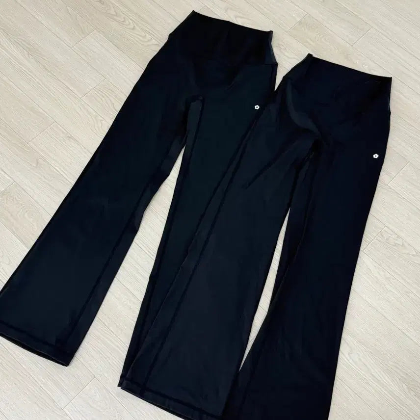 [BUNJANG] Mulawear Bootcut Leggings - Size M / 뮬라웨어 부츠컷 레깅스 M 사이즈 판매합니다.