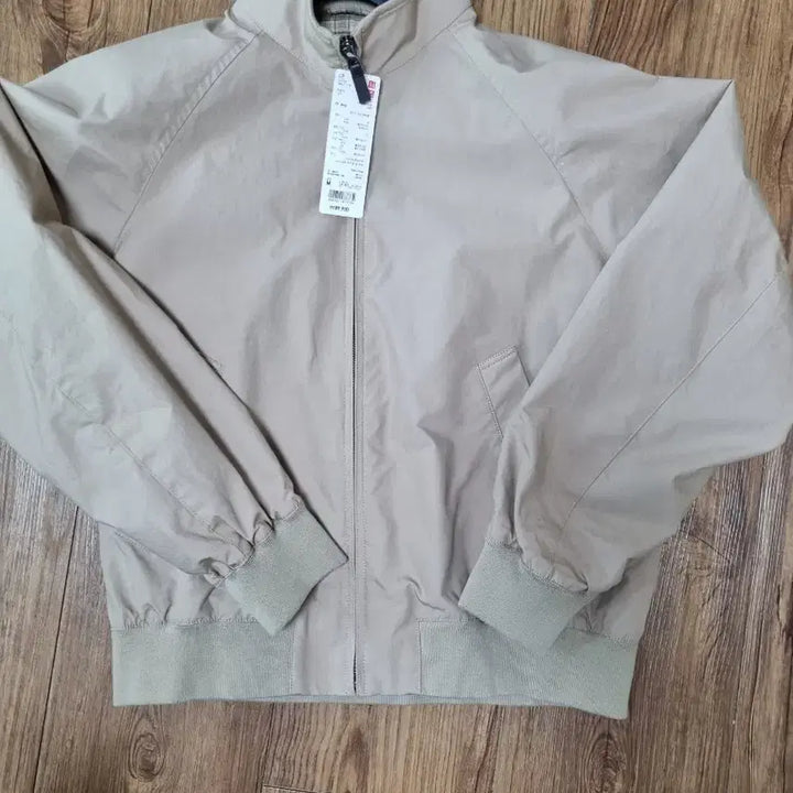 [BUNJANG] Uniqlo Harrington Jacket Beige M / 새상품)유니클로 해링턴 자켓 m사이즈