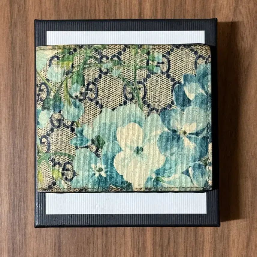 [BUNJANG] Gucci GG Supreme Bloom Canvas Wallet / 구찌 GG 수프림 블룸 캔버스 반지갑