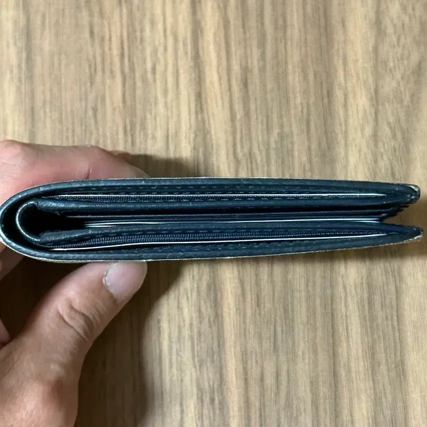 [BUNJANG] Gucci GG Supreme Bloom Canvas Wallet / 구찌 GG 수프림 블룸 캔버스 반지갑