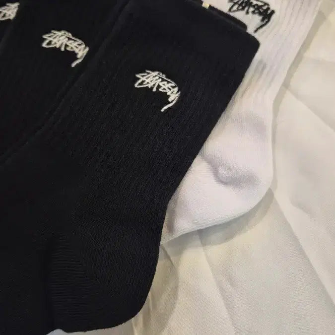 [BUNJANG] Stussy Embroidered Mid-Calf Socks (10 Pairs Bundle) / 스투시 양말 10켤레 특가 무료배송