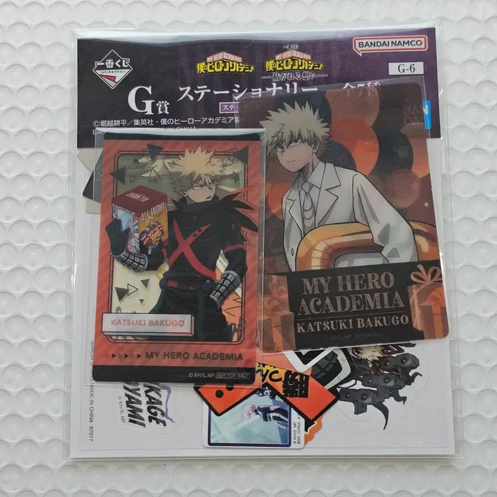 [BUNJANG] Katsuki Bakugo Clear Card Set (2 Types) + Sticker - My Hero Academia 10th Anniversary Special Edition / 바쿠고 카츠키 클리어 카드 2종+스티커 히로아카 10주년 기념 특전
