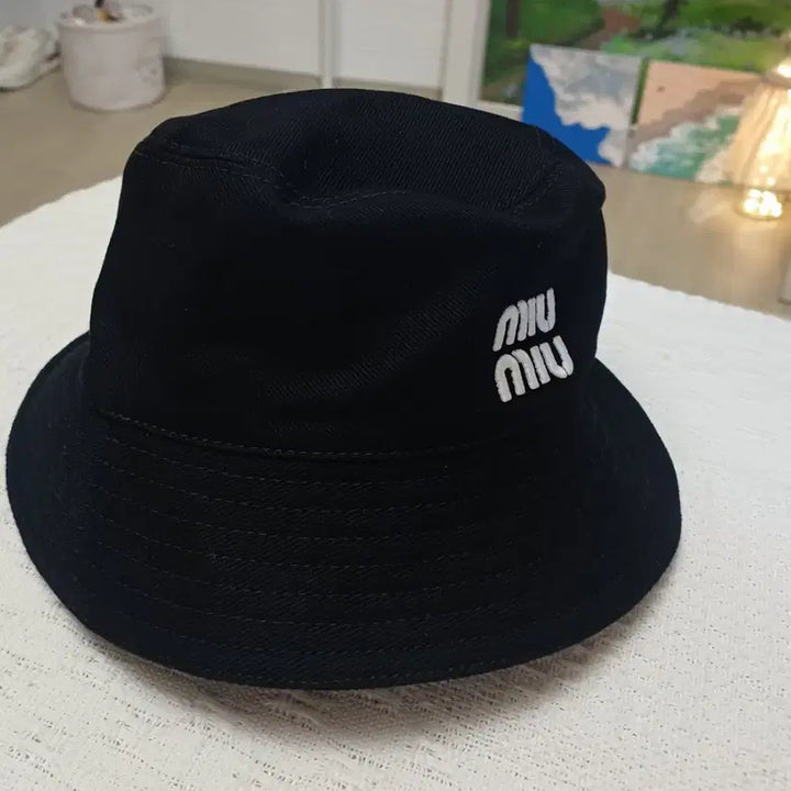 [BUNJANG] Miu Miu Black Logo Bucket Hat (Size M) / 정품미우미우 블랙 로고 버킷햇(실측M)
