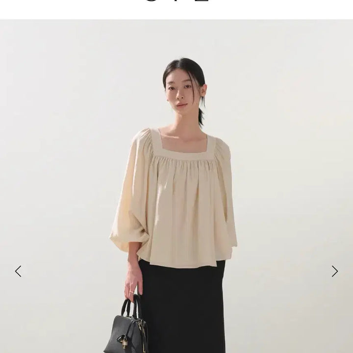 [SOLD OUT] 시에 sie 러플 실키 블라우스