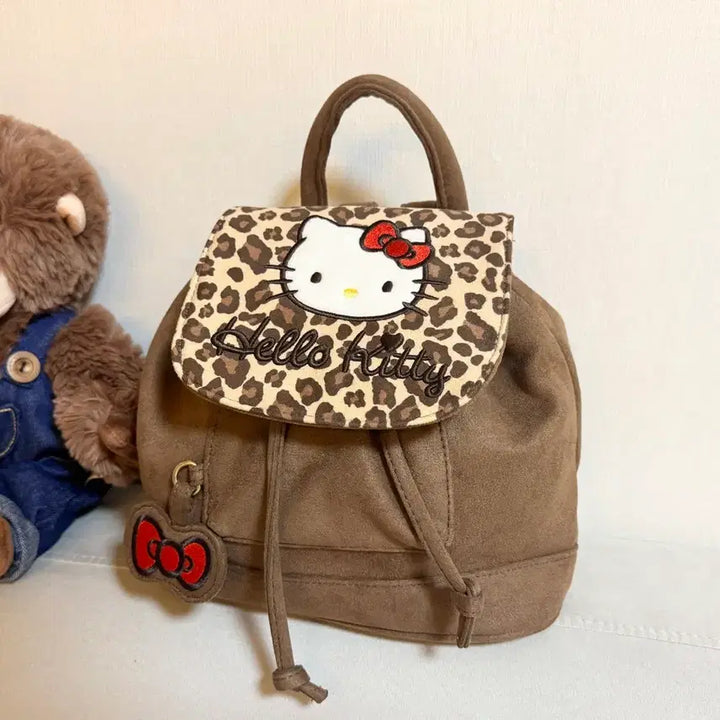 [BUNJANG] Sanrio Hello Kitty Leopard Backpack / 신상 산리오 태닝 헬로키티 레오파드 백팩 새상품