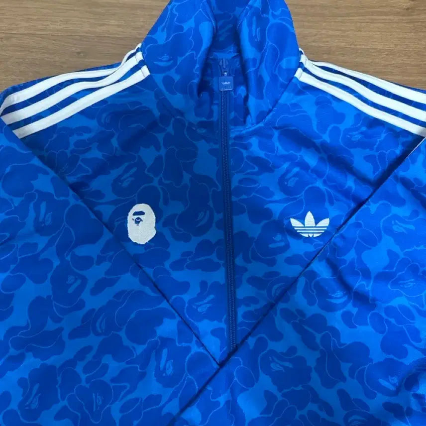 [BUNJANG] A Bathing Ape x Adidas Track Top Blue L / 베이프 x 아디다스 트랙탑 블루 L