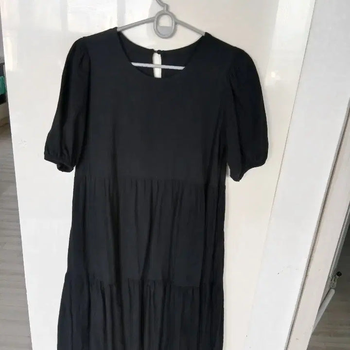[BUNJANG] Black Tiered Long Dress / 블랙 반팔 캉캉 원피스