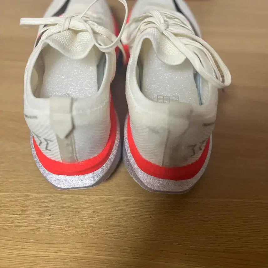[BUNJANG] Running Shoes Size 260 / 러닝화 260 상태 좋음