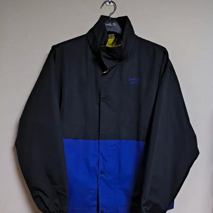[BUNJANG] Reebok Unisex Oversized CL Classic Retro Woven Jacket M / 리복 공용 오버핏 M사이즈 CL클래식 레트로 우븐 자켓