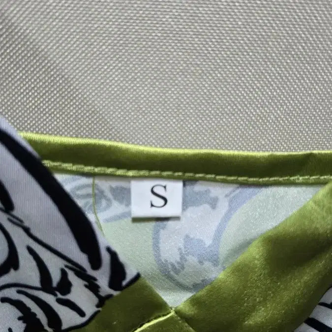 [BUNJANG] Green Tiger Pattern Slip S / 그린 타이거 패턴 슬립S