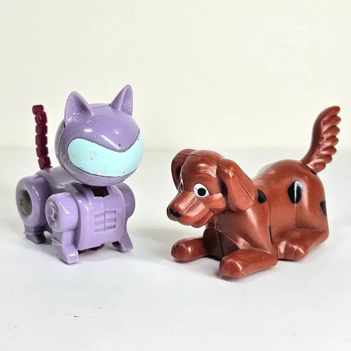 [BUNJANG] Eggmong Bobblehead Cat Robot and Dog Set / 초코식완 [에그몽] 머리를 흔드는 고양이 로봇과 멍멍이