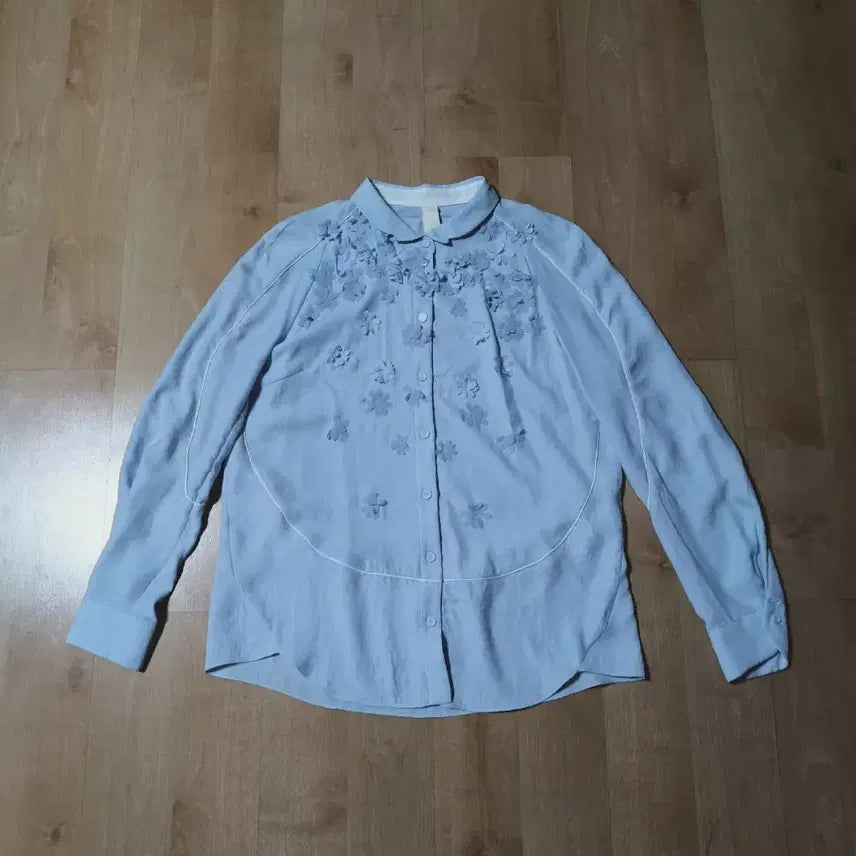 [BUNJANG] Ozs Second Applique Blouse Size 66 / 오즈 세컨 아플리케 블라우스 66