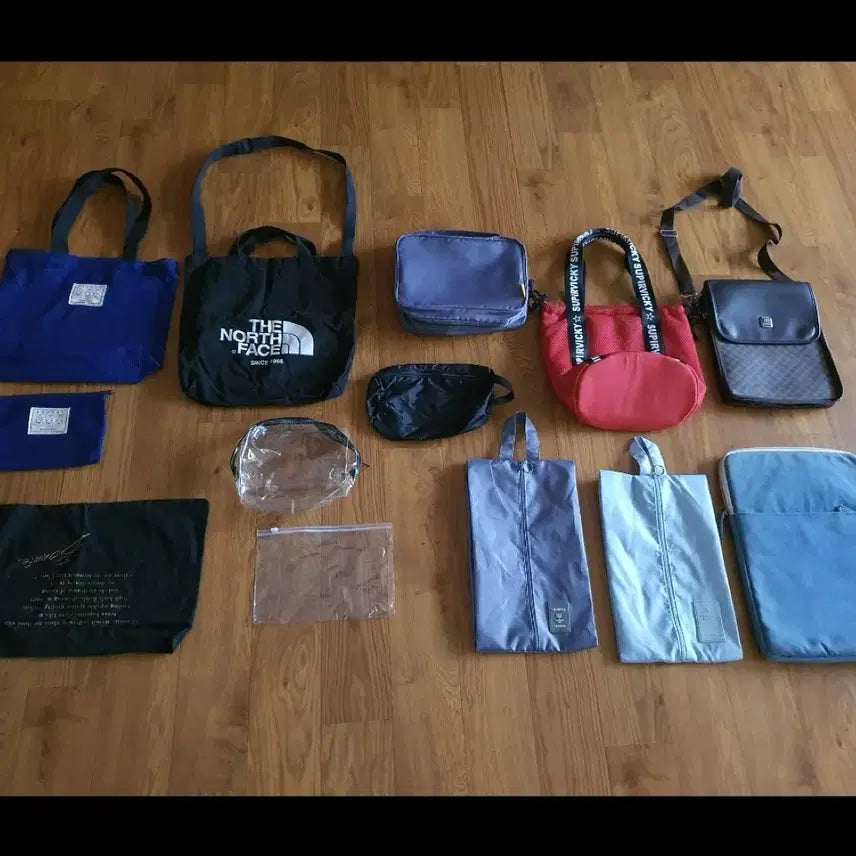 [BUNJANG] Assorted Bag Bundle (13 pcs) / 각종 가방종류 13개 모두 실용성이 좋고 튼튼함 저렴하게 13개 합2만원