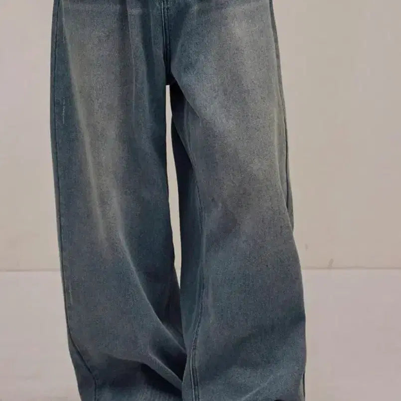 [BUNJANG] Filuminate Damage Washed Denim Pants - Medium Blue / 필루미네이트 데미지 워시드 데님 팬츠-미디엄 블루