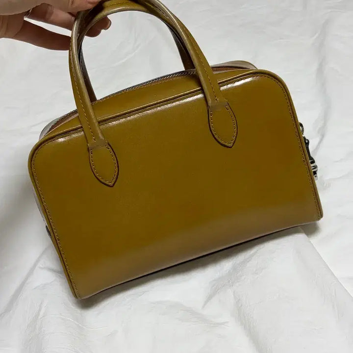 [SOLD OUT] 투티에 로케백 미니 카멜