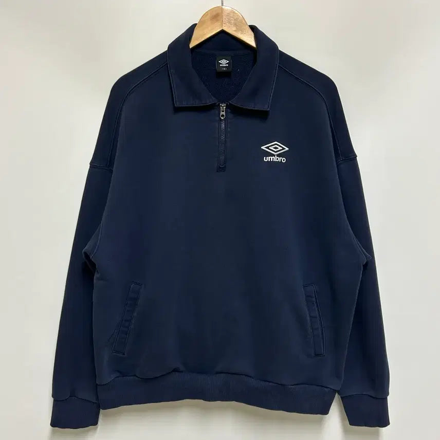 [BUNJANG] Umbro Half-Zip Polo Sweatshirt / [남자-100]엄브로 하프집 폴로 맨투맨 스웨트셔츠