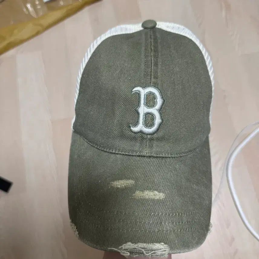[BUNJANG] MLB Boston Red Sox Vintage Damaged Mesh Ball Cap / MLB 엠엘비 빈티지 데미지 메쉬 볼캡