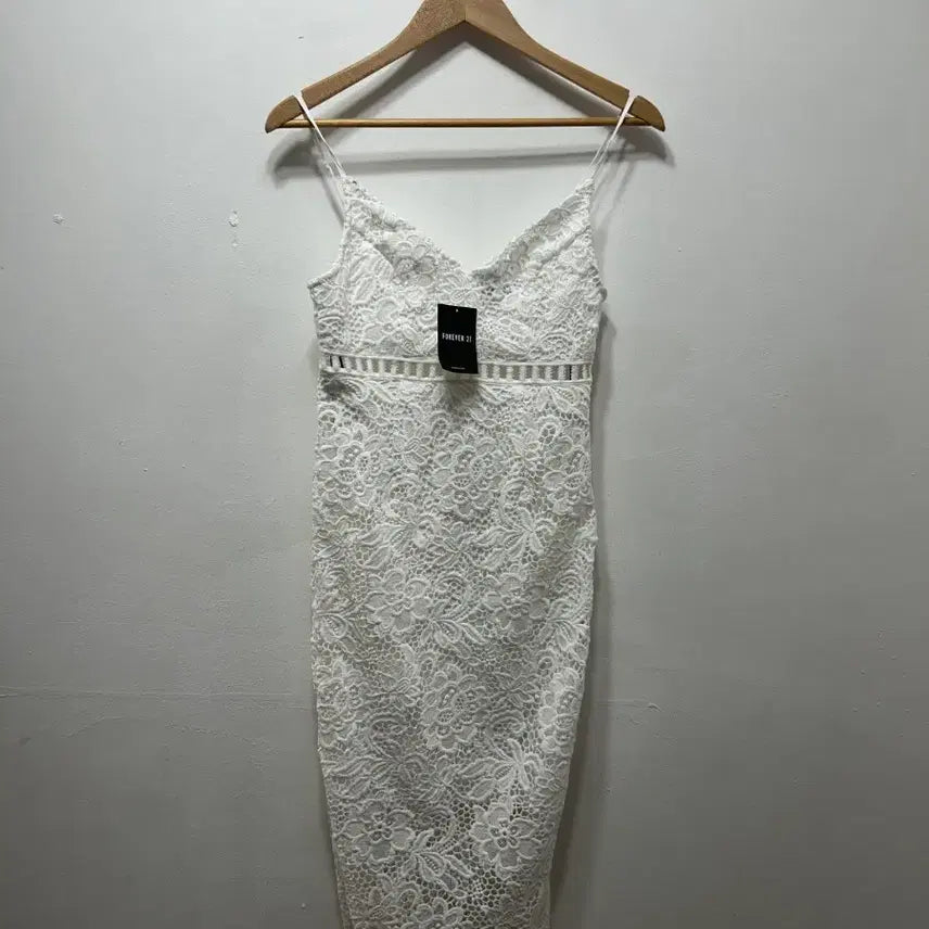 [BUNJANG] Forever 21 White Lace Dress (Size S) / 포에버21 화이트 레이스 원피스 새상품 S
