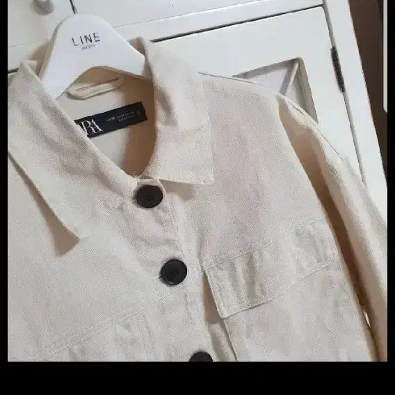 [BUNJANG] Zara Denim Jacket - Ivory / 자라 데님자켓/55-66