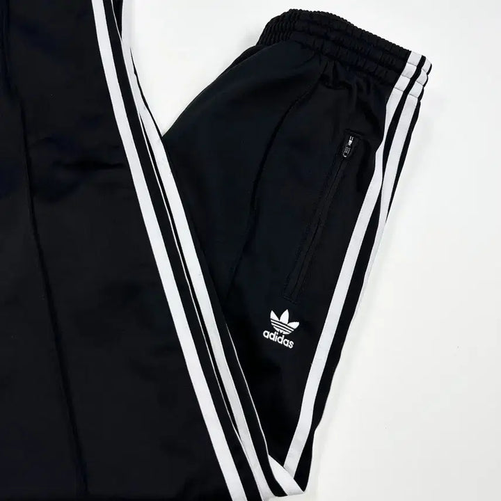 [BUNJANG] Adidas Firebird Black Track Pants / 아디다스 파이어버드 블랙 트랙 츄리닝바지 (S 여성추천)