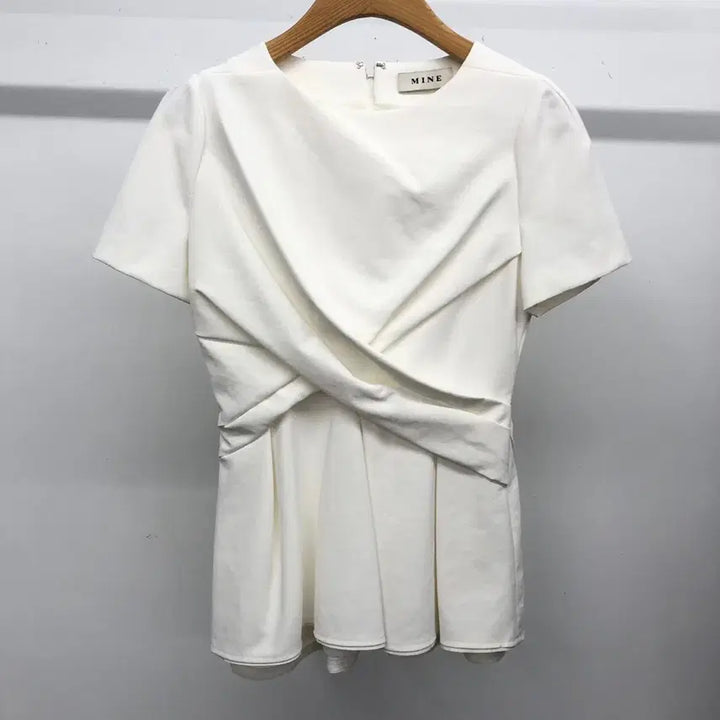 [BUNJANG] Mines Drape Flare Blouse / 한섬 마인 드레이프 플레어 블라우스 44-55
