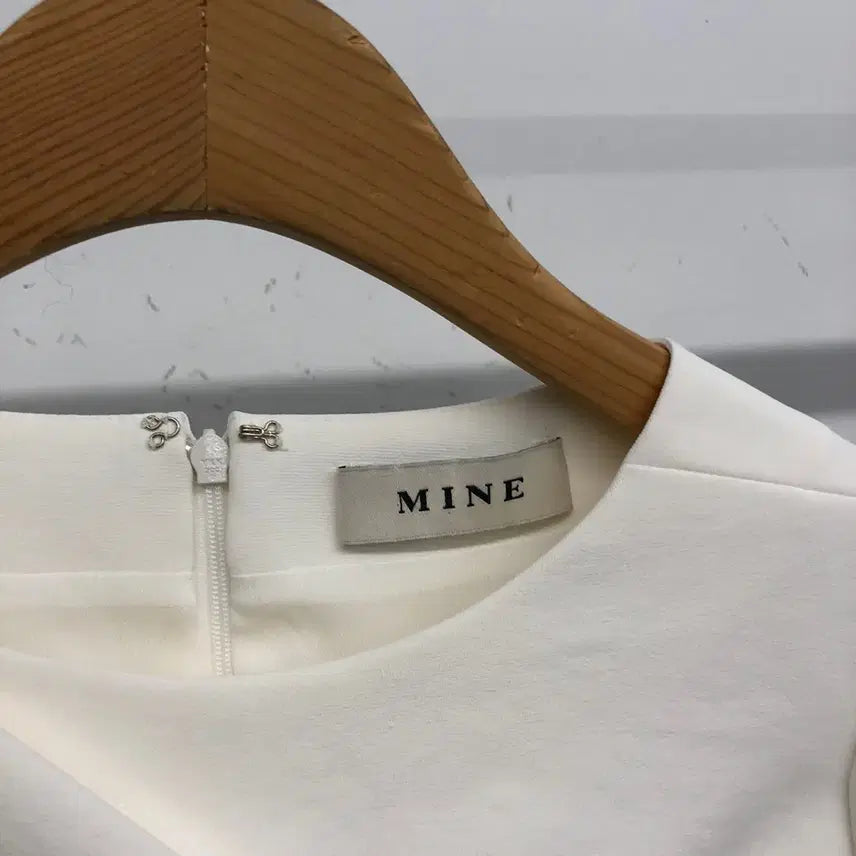 [BUNJANG] Mines Drape Flare Blouse / 한섬 마인 드레이프 플레어 블라우스 44-55