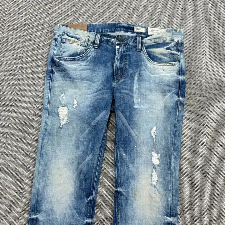 [BUNJANG] Bucaroo Distressed Denim Pants V3311 / 버커루 디스트로이드 데님팬츠 v3311