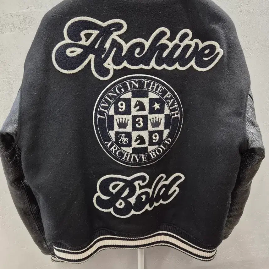 [BUNJANG] Archive Bold Chess Varsity Jacket L / 아카이브 볼드 체스 바시티 자켓 L