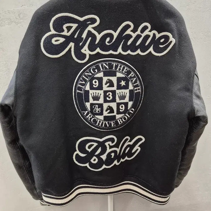 [BUNJANG] Archive Bold Chess Varsity Jacket L / 아카이브 볼드 체스 바시티 자켓 L