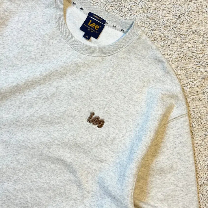 [BUNJANG] LEE Small Twitch Logo Sweatshirt Light Grey XL / [XL] 리 LEE 스몰 트위치 로고 맨투맨 라이트그레이