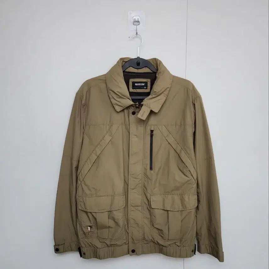 [SOLD OUT] [블랙야크] 105 남 자켓 바람막이 점퍼