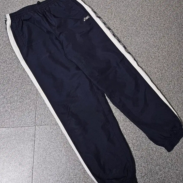 [BUNJANG] Asics Woven Jogger Pants / 아식스 우븐 조거팬츠 트레이닝바지 판매합니다