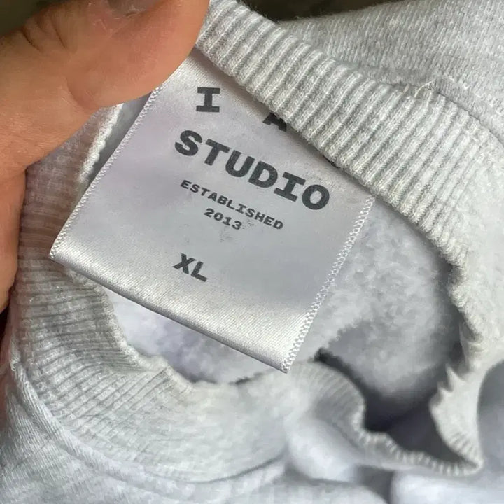 [BUNJANG] IAB Studio Sweatshirt T-Shirt / IAB 스튜디오 맨투맨 티셔츠