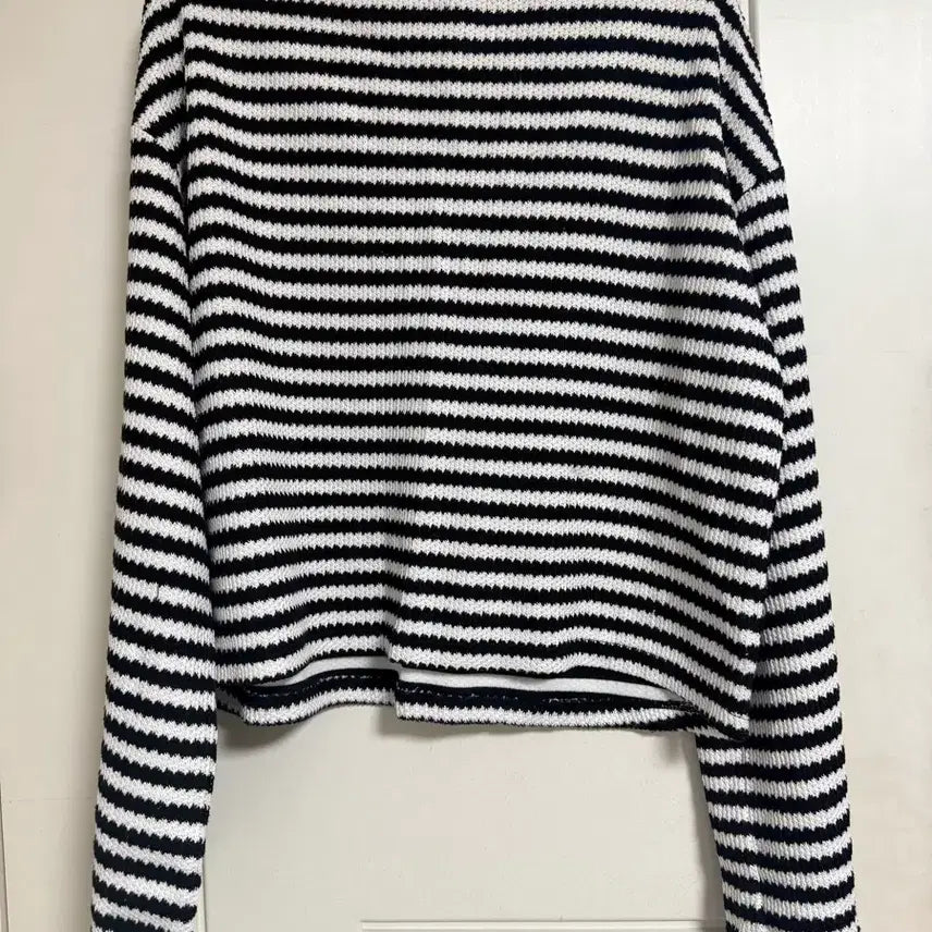 [BUNJANG] H&amp;M Striped Knit Sweater / H&amp;M 스트라이프 니트 S