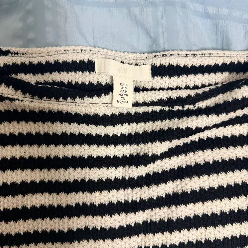 [BUNJANG] H&amp;M Striped Knit Sweater / H&amp;M 스트라이프 니트 S