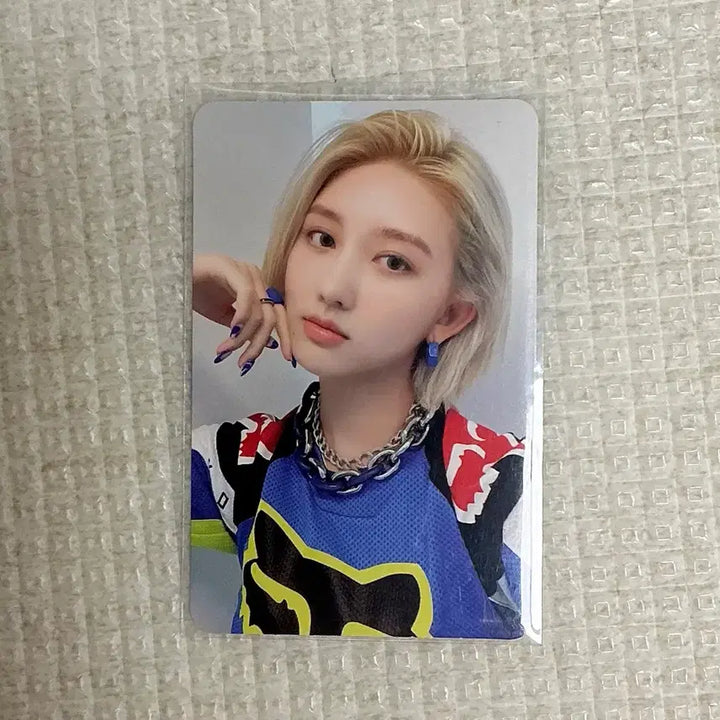 [BUNJANG] IVE Gaeul After Like Photocard / 아이브 가을 애프터라이크 포토카드