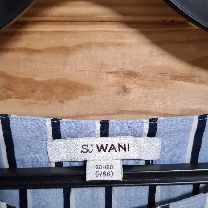 [BUNJANG] SJ WANI Striped Blouse Size 66 / SJ WANI 스트라이프 블라우스