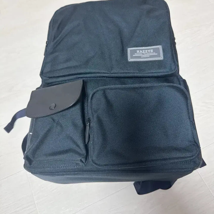 [BUNJANG] Hazzys Navy Backpack / (새제품) 헤지스 HAZZYS 네이비 백팩
