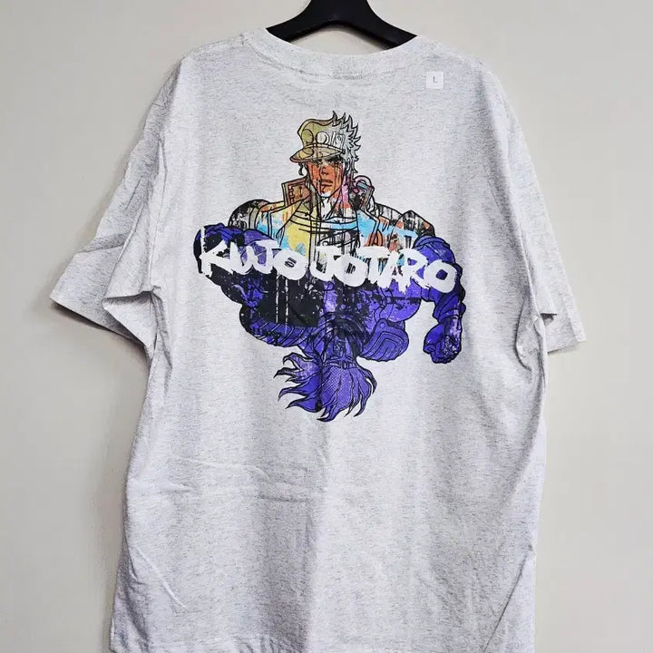 [SOLD OUT] GU 죠죠 콜라보 티셔츠  L택있슴