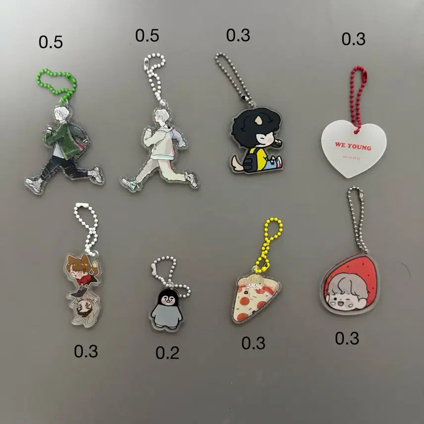 [BUNJANG] EXO Keychain &amp; Badge Set / 엑소 키링 뱃지