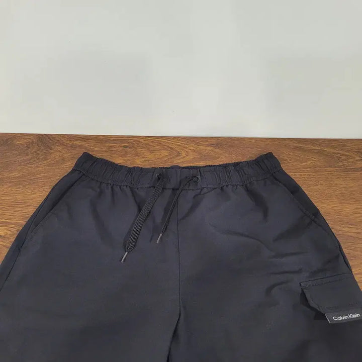 [BUNJANG] Calvin Klein Performance Black Shorts / 캘빈클라인 퍼포먼스 블랙 반바지 27