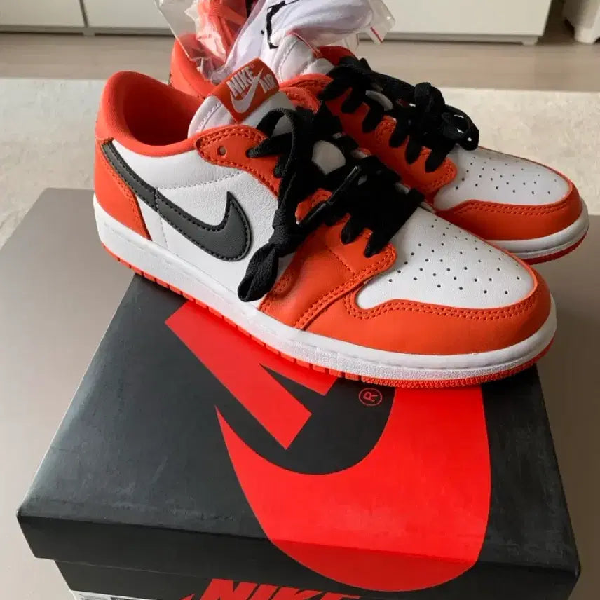 [BUNJANG] Air Jordan 1 Low OG starfish / 조던 1 로우 OG 스타피쉬 (240)