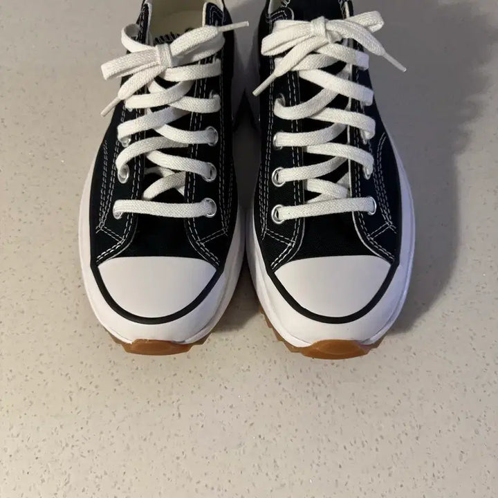 [BUNJANG] Converse Run Star Hike Low Top Sneakers / (235) (새 상품) 컨버스 런스타 하이크 로우