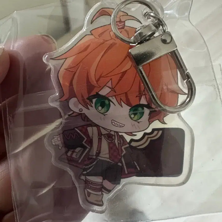 [SOLD OUT] 리레볼루션 오예스 콜라보 키링 팝니다