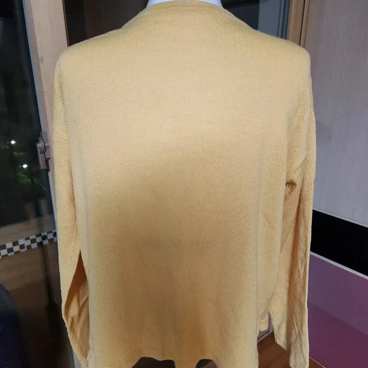 [BUNJANG] Yellow V-Neck Knit Cardigan / 옐로우 브이넥 니트 가디건