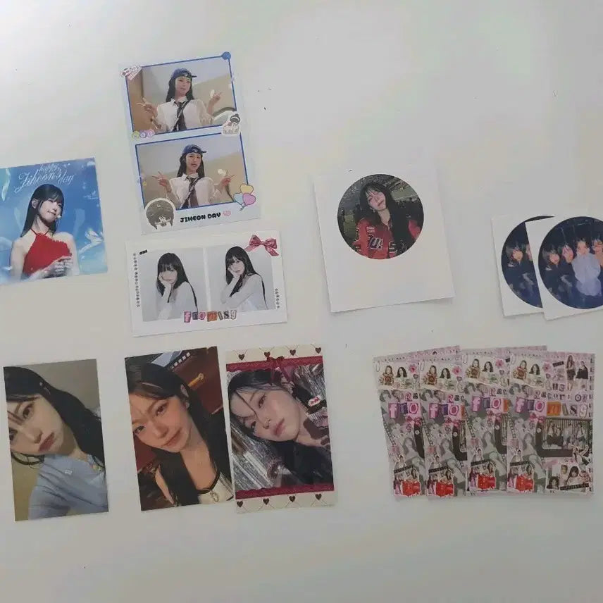 [BUNJANG] Baek Jiheon Photocard Sticker Goods Bundle Set / 백지헌 포토카드 스티커 굿즈 일괄