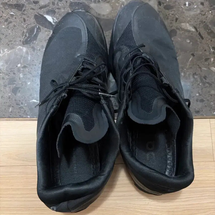[BUNJANG] OnRunning x Phare Cloudventure Running Shoes / 온러닝 파프 클라우드벤쳐