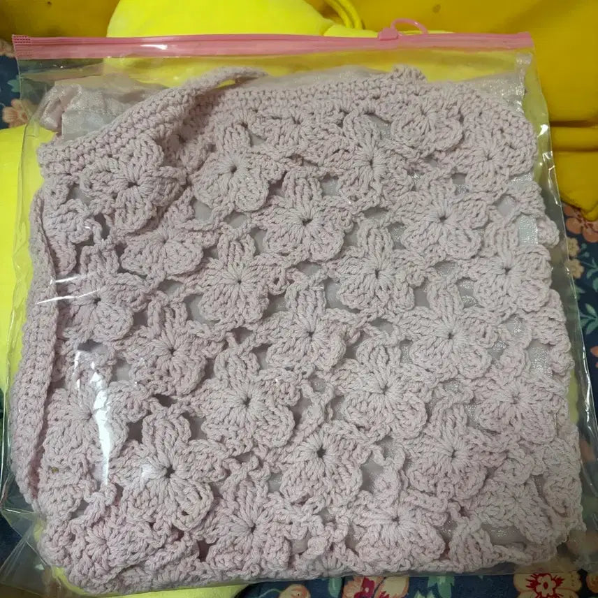 [BUNJANG] Starbucks Flower Knit Bag Pink / 스타벅스 플라워 니트백 핑크