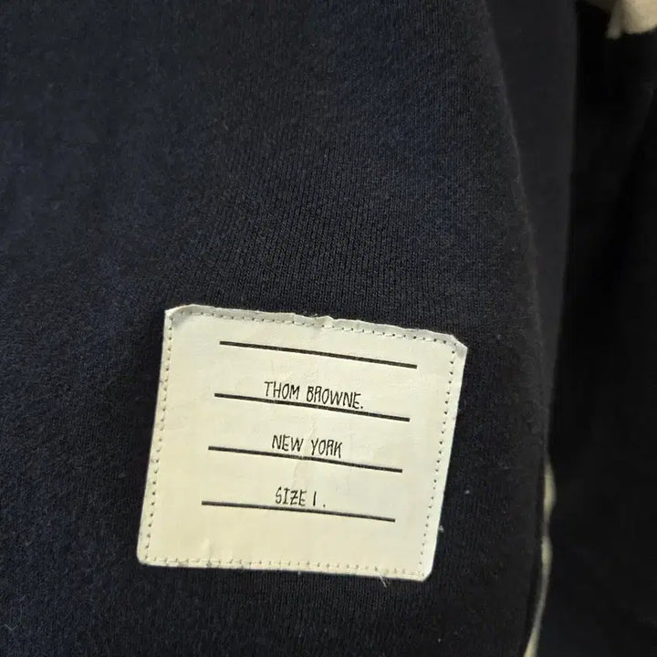 [BUNJANG] Thom Browne Navy Tricolor Sweatshirt Size 1 / 톰브라운 네이비 삼선 맨투맨 1사이즈